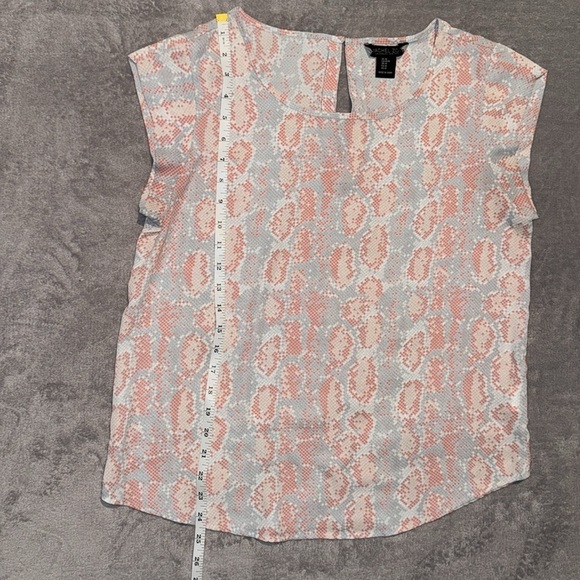 Rachel Zoe Gray/Orange Snake Print Blouse - Size: Medium-‎ Excellent Condition - Picture 4 of 5
